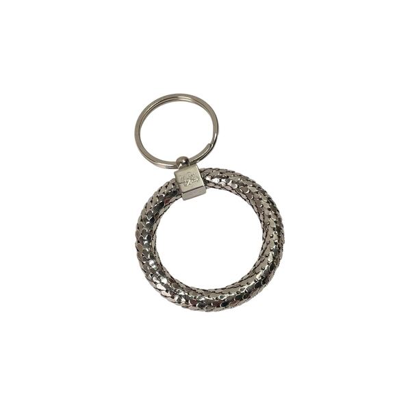 1980s Whiting & Davis Silver Tone Classic Mesh Round Glamourous Key Chain FOB - Picture 1 of 3